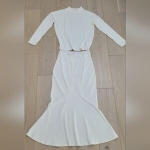 Off White Ribbed Mermaid Skirt And Top Set